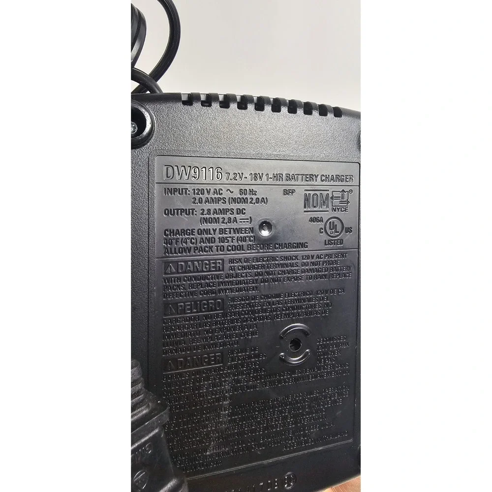 Dewalt DW9116 7.2V-18V 1 Hour‎ Ni'Cd Battery Charger OEM Genuine Black